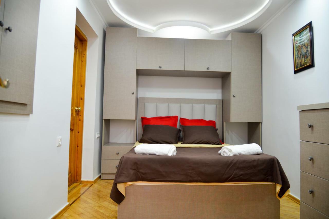 Anastasia Apartment Kutaisi Eksteriør billede