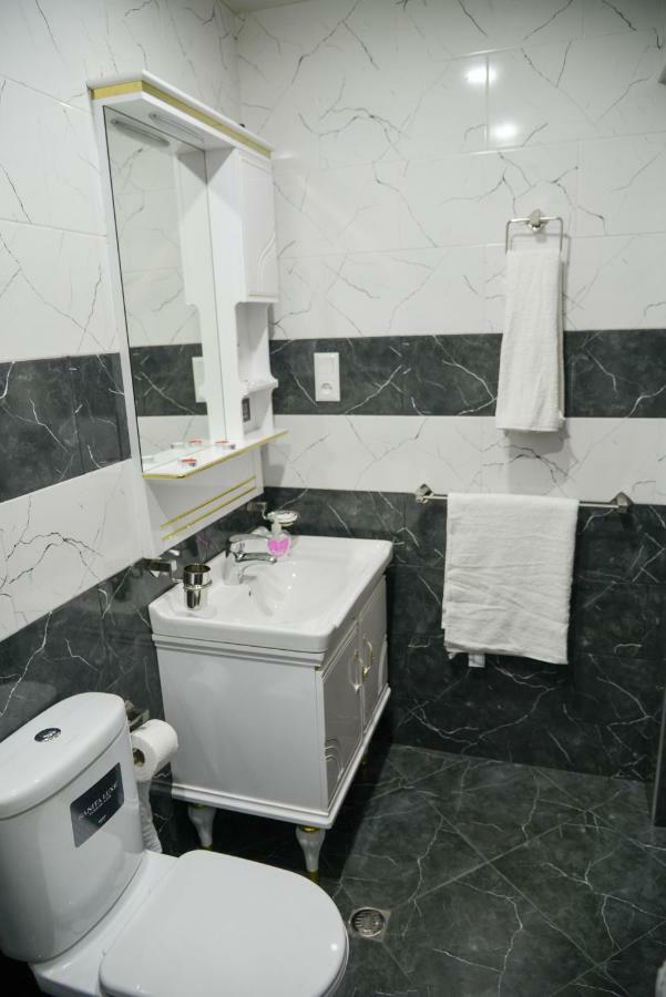 Anastasia Apartment Kutaisi Eksteriør billede