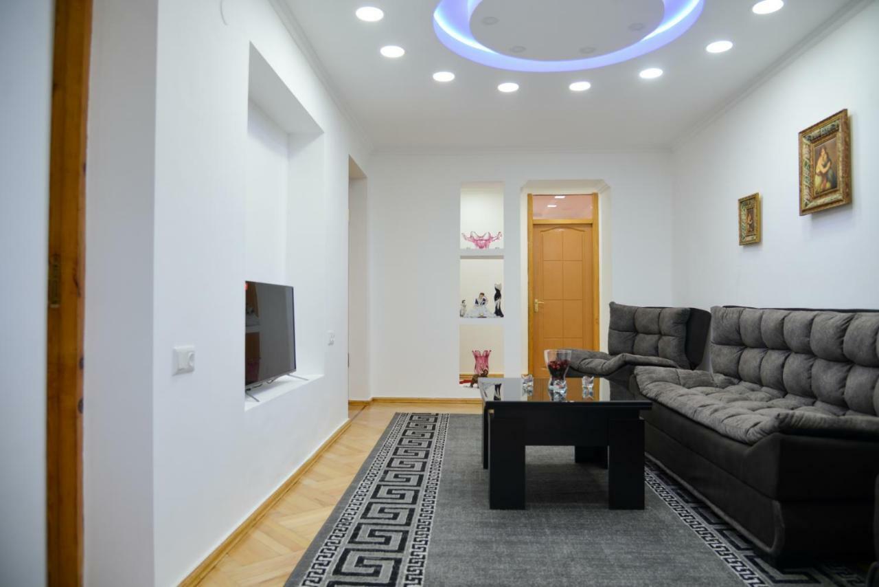 Anastasia Apartment Kutaisi Eksteriør billede
